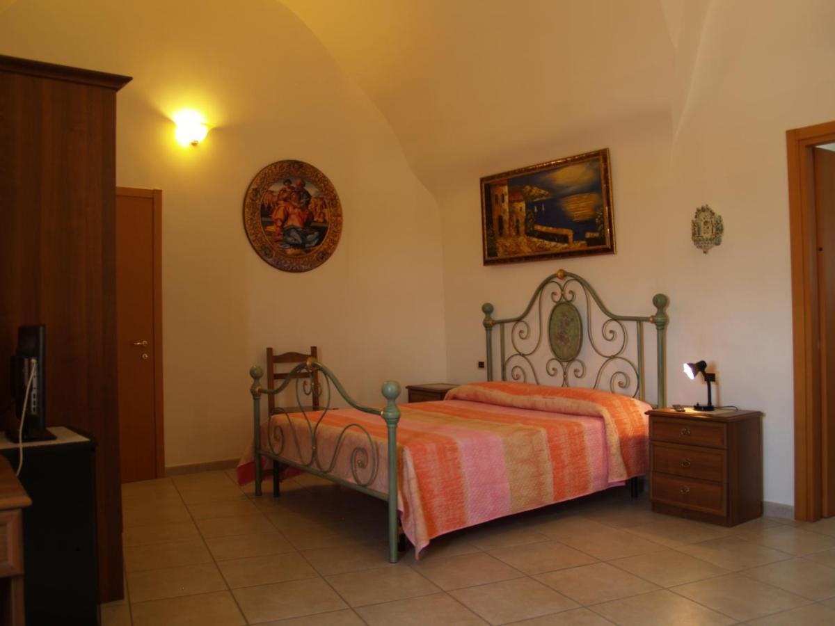 Sogni D'Oro Bed & Breakfast Grottaglie Exterior photo